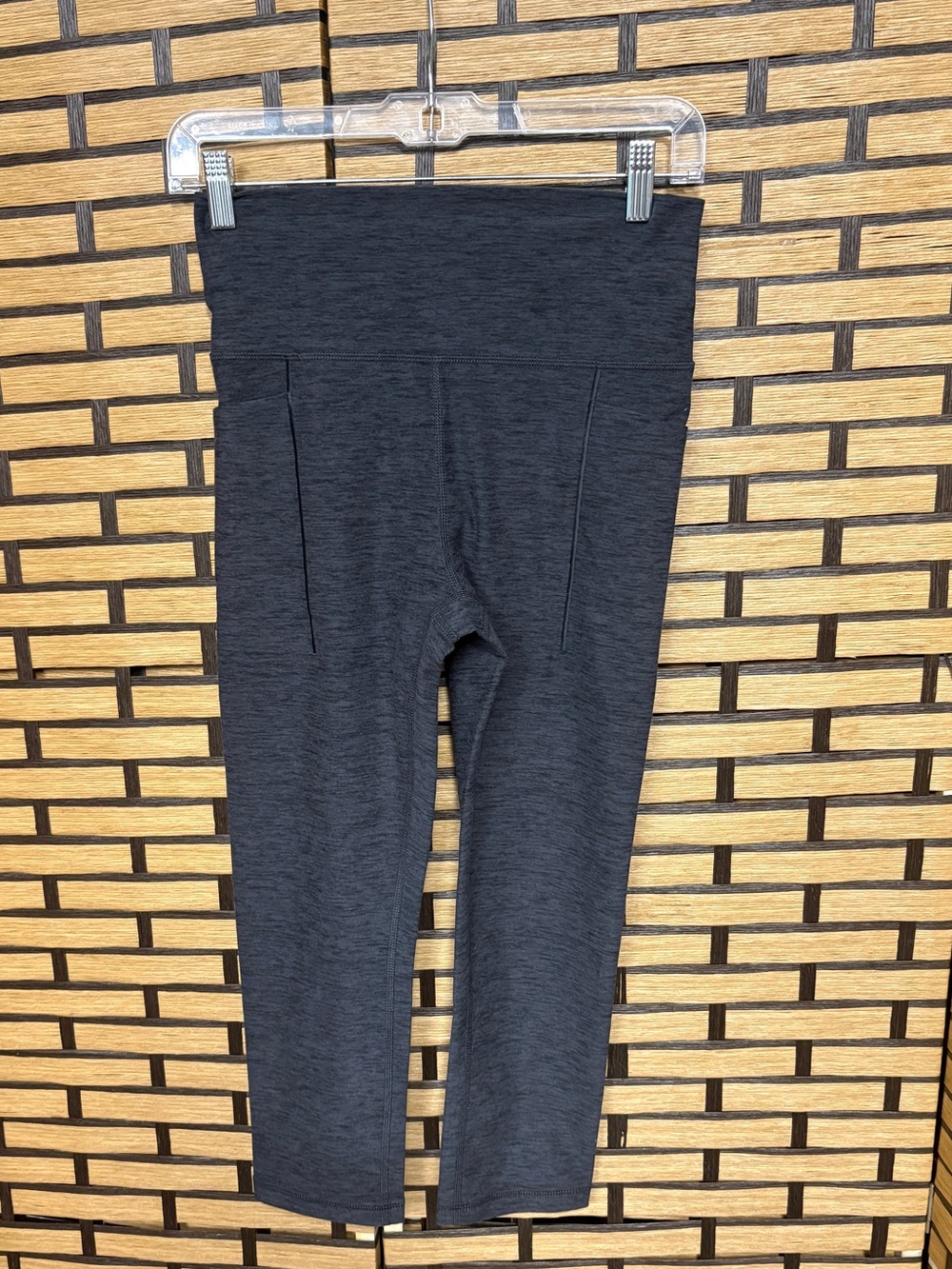 Athletic works gray buttercore active crops size small